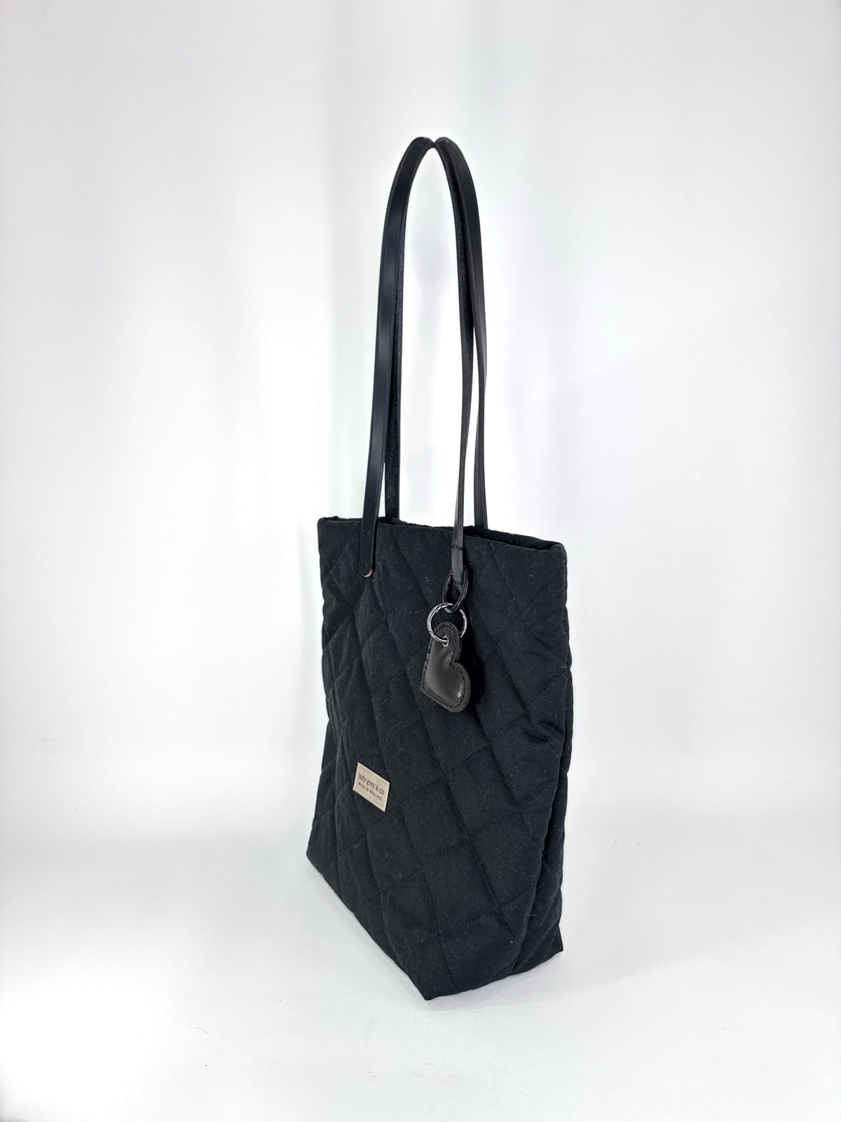 Faralito - Quilted Black